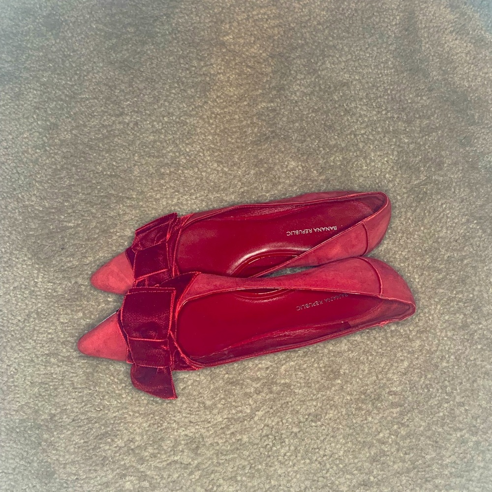 Red Flats with bow